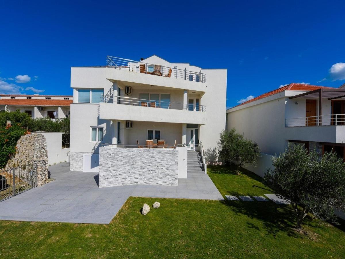Modern Villa In Nin With Terrace Exterior photo