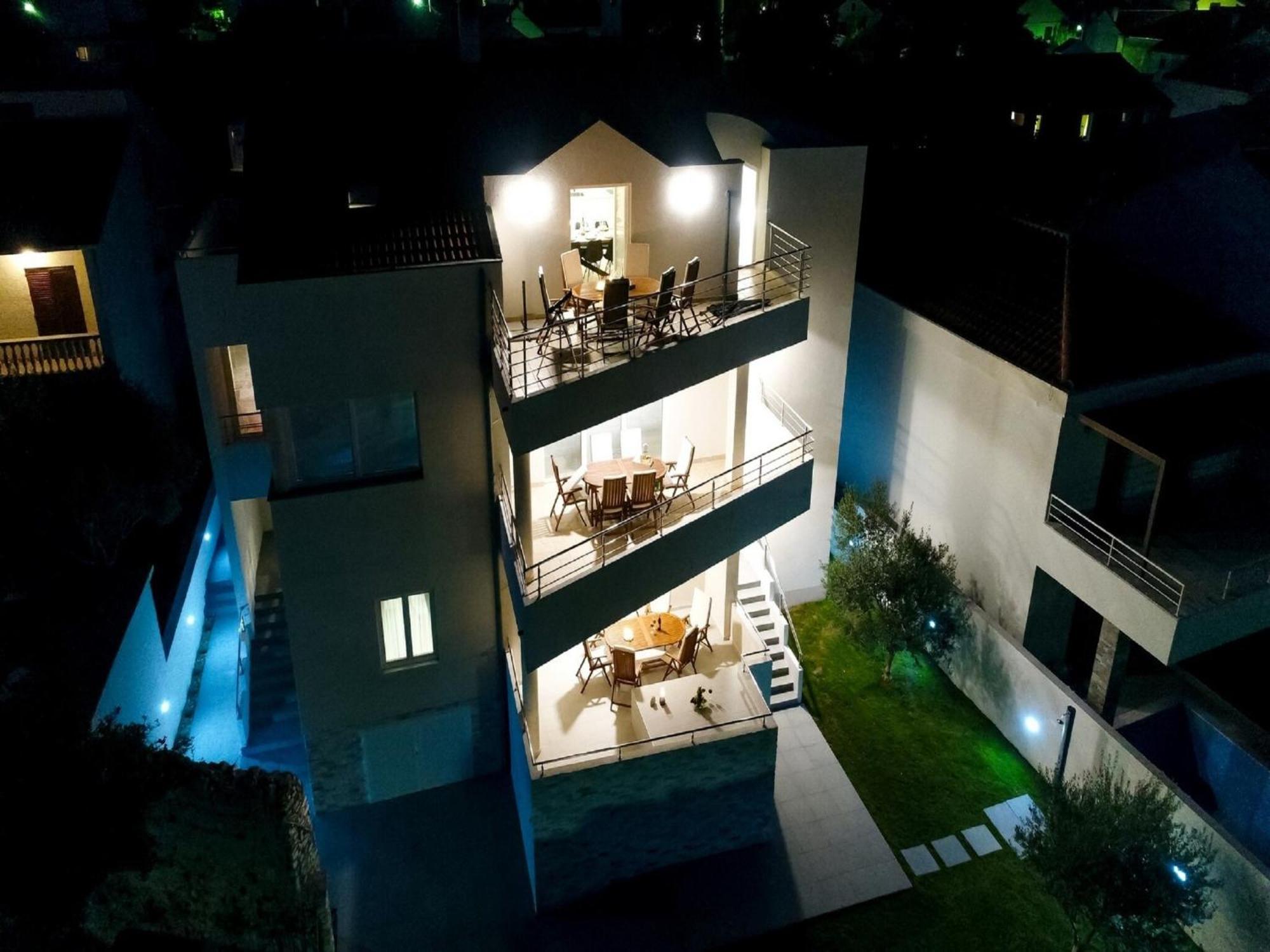 Modern Villa In Nin With Terrace Exterior photo
